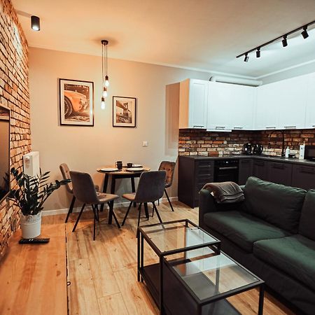Loft Luxury Apartment & Parking Leszno  Luaran gambar