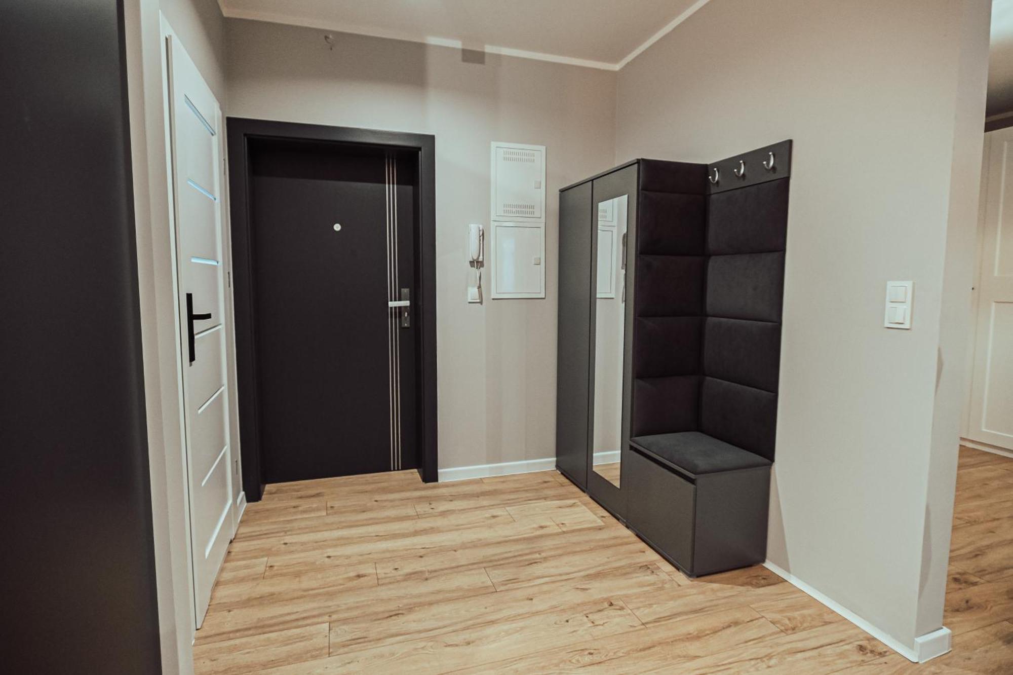 Loft Luxury Apartment & Parking Leszno  Luaran gambar